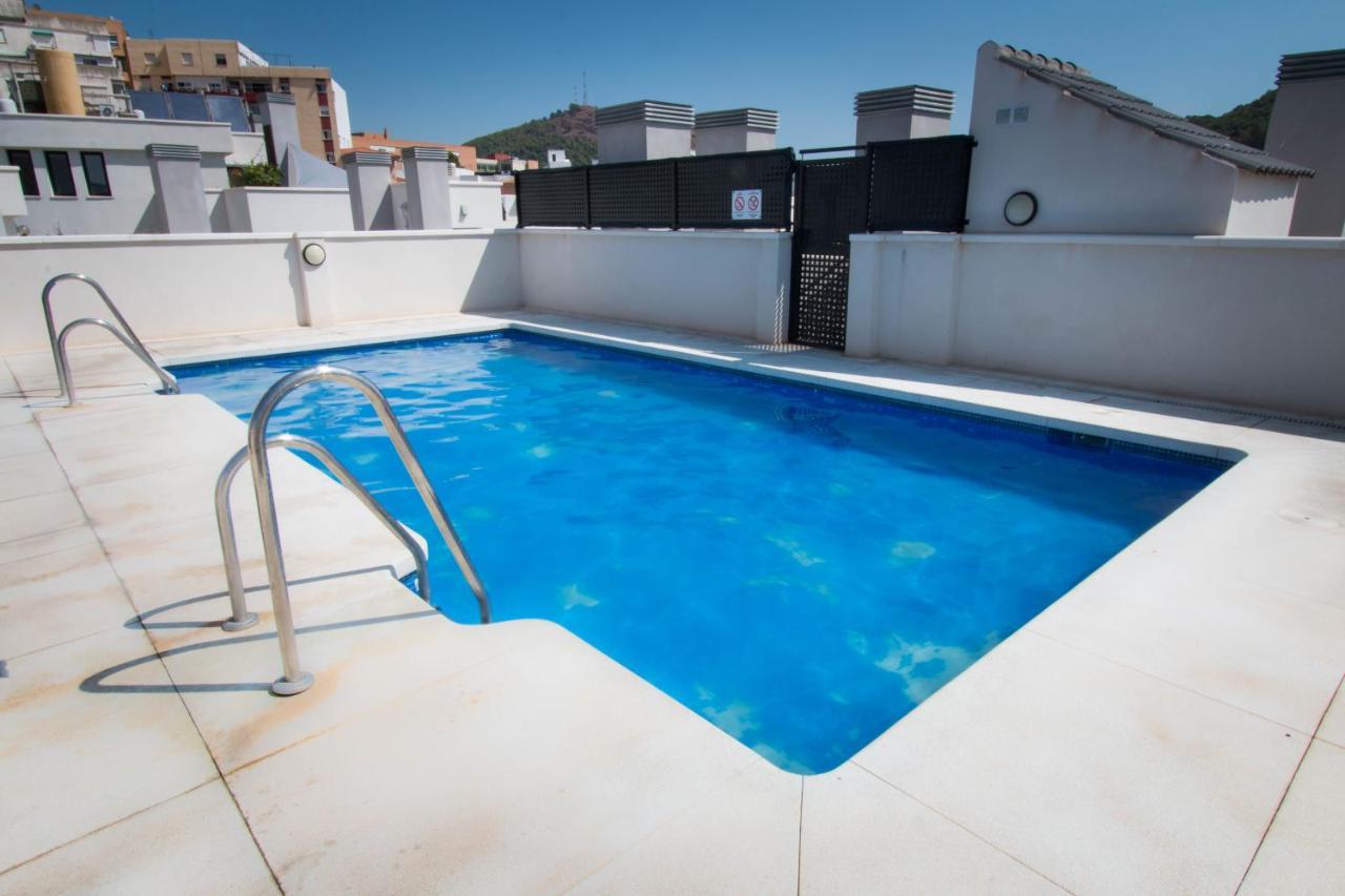 Holidays2Malaga Refino Pool And Parking Eksteriør billede